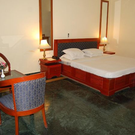 Hotel The Royal Residency Bodh Gaya Exterior foto