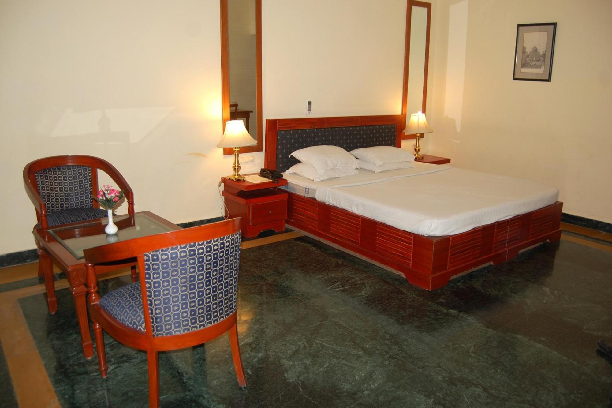 Hotel The Royal Residency Bodh Gaya Exterior foto