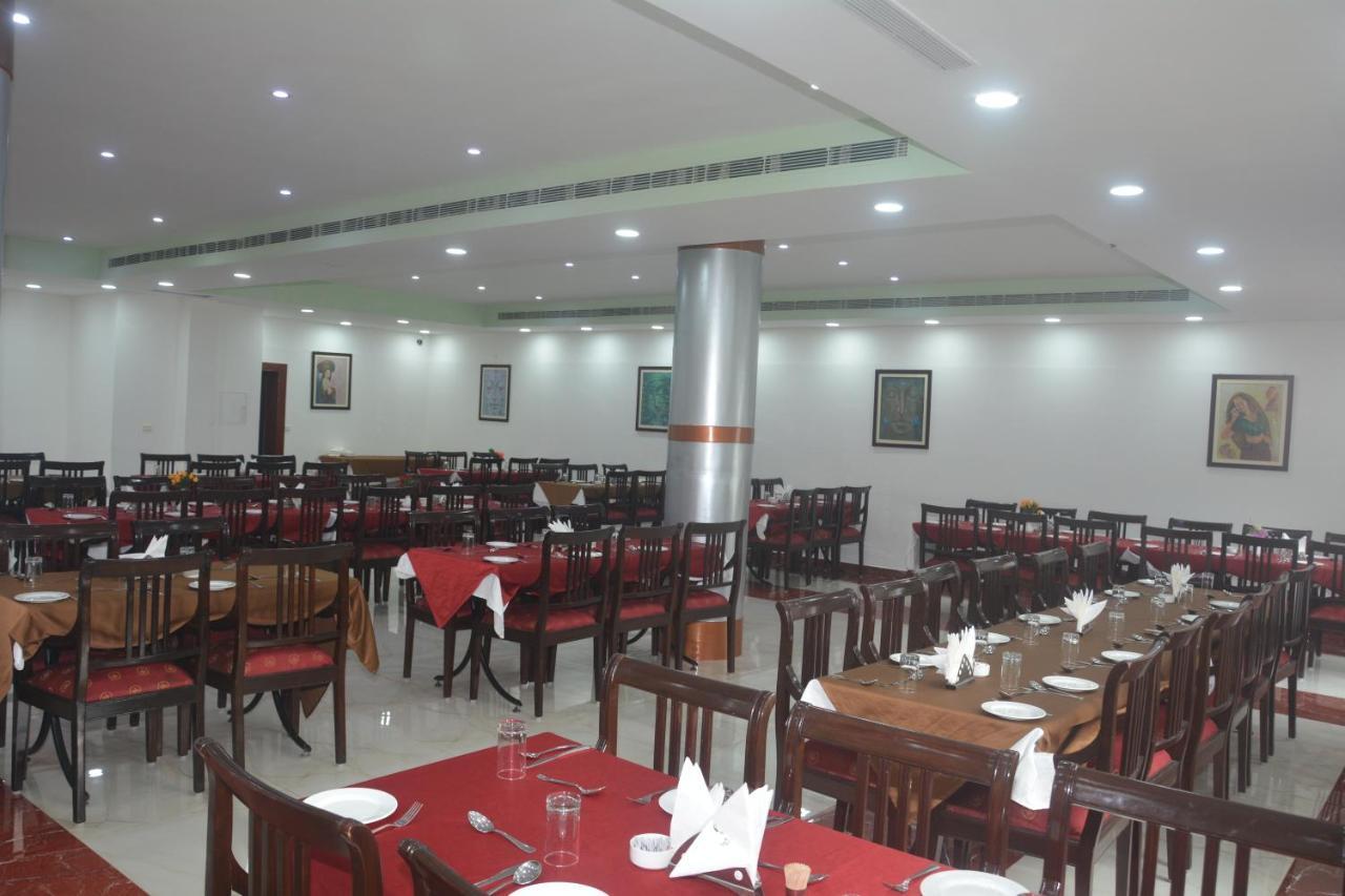 Hotel The Royal Residency Bodh Gaya Exterior foto