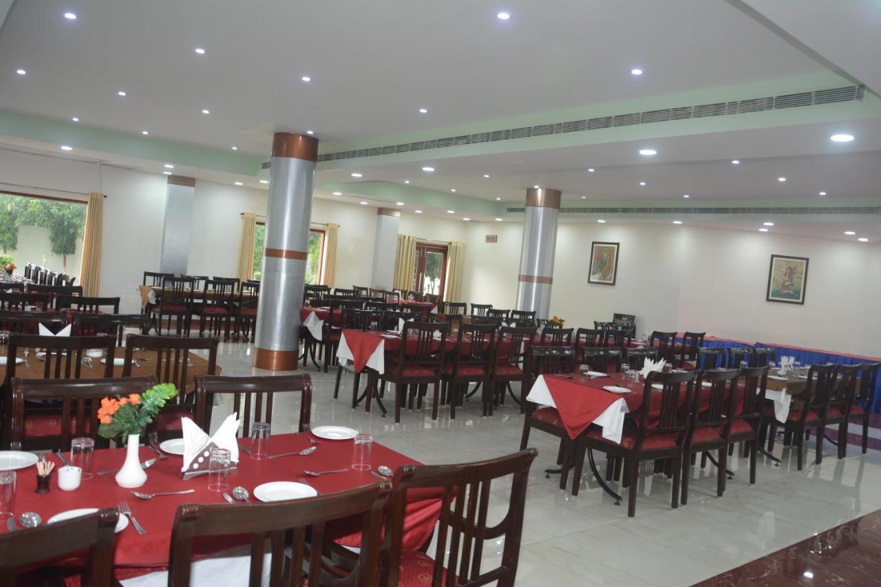 Hotel The Royal Residency Bodh Gaya Exterior foto